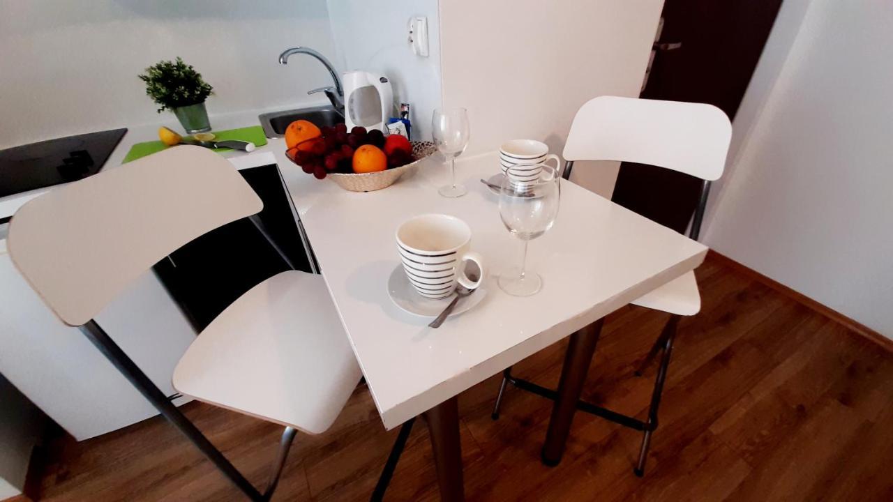 Apartament Z Balkonem I Bezplatnym Parkingiem 그단스크 외부 사진