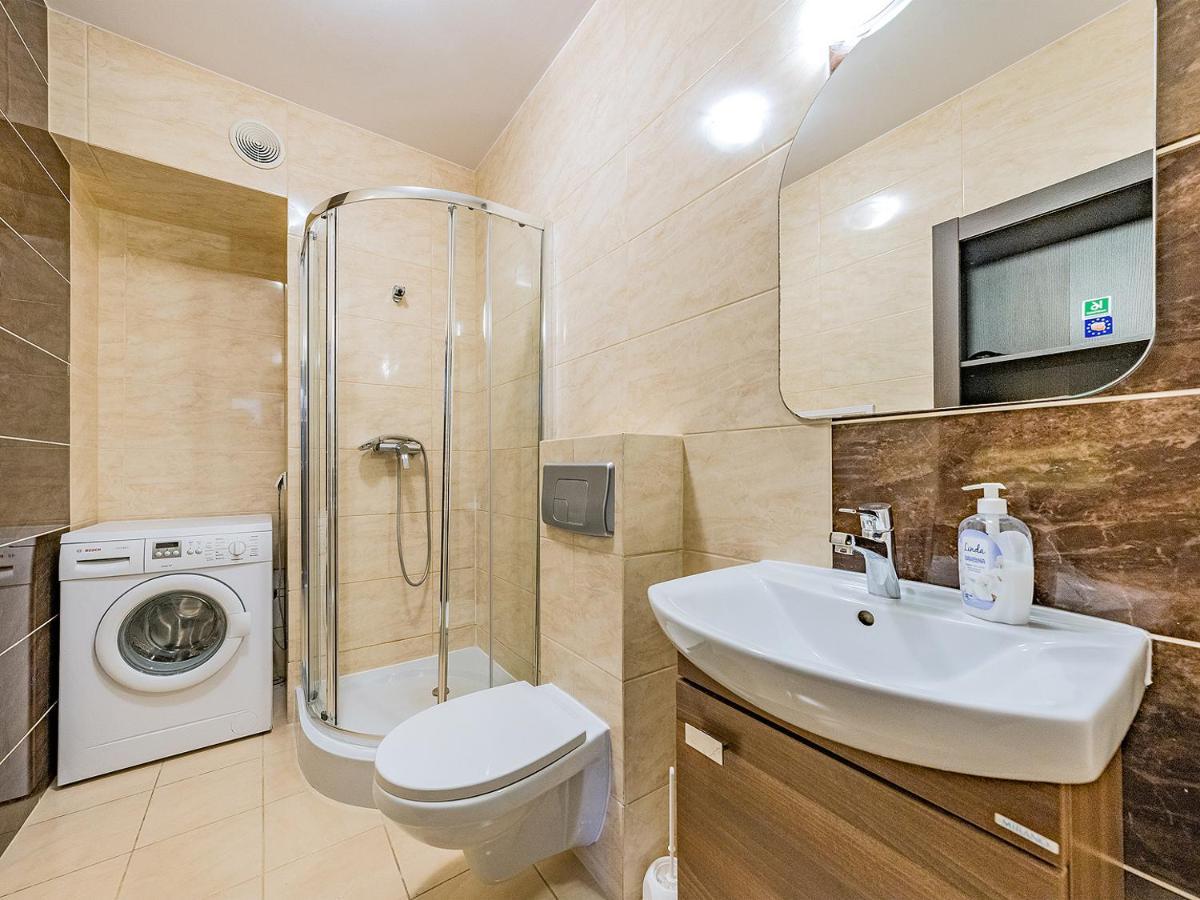 Apartament Z Balkonem I Bezplatnym Parkingiem 그단스크 외부 사진
